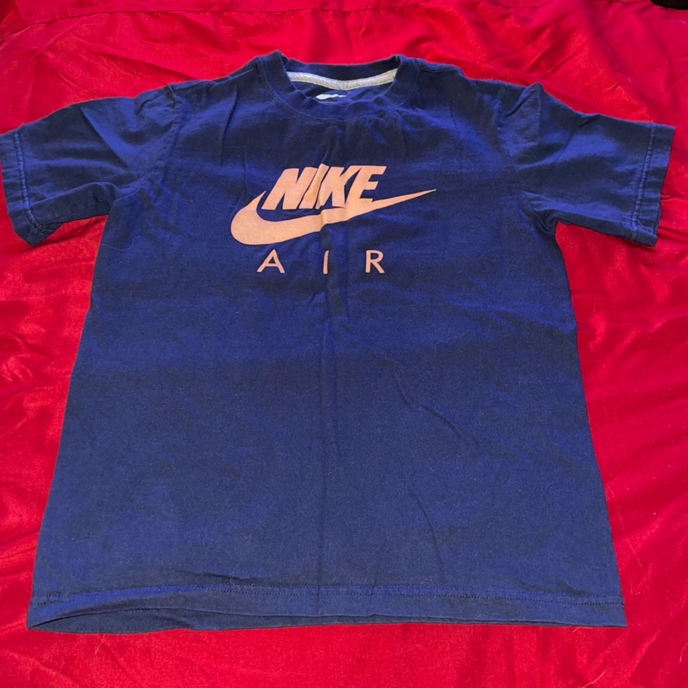 Boys Nike shirt